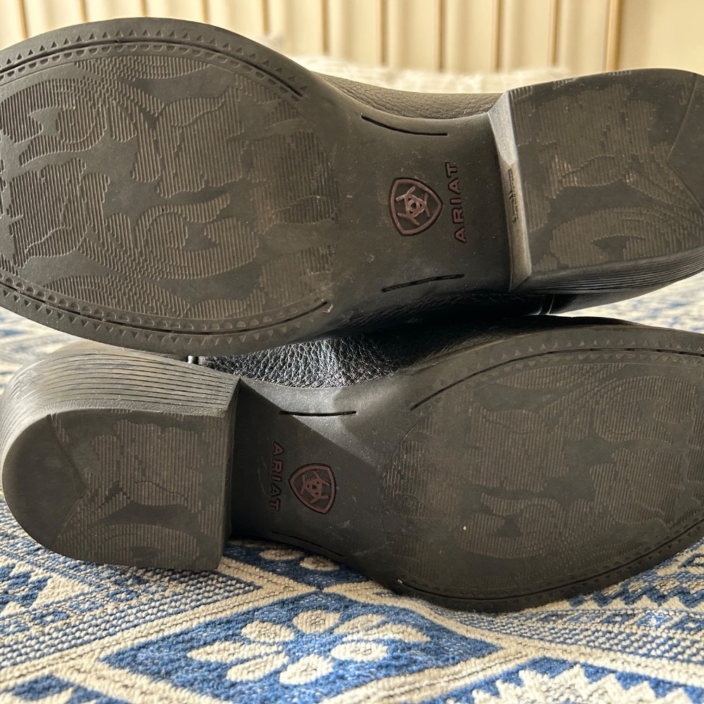 Heritage Western Round-Toe Boot - image 3